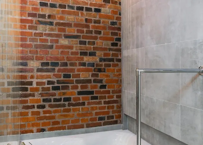 Level -1 Loft Center By Renters *